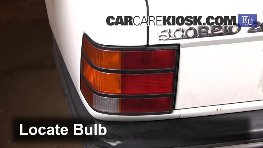1994 Ford Scorpio GL 2.0L 4 Cyl. Lights